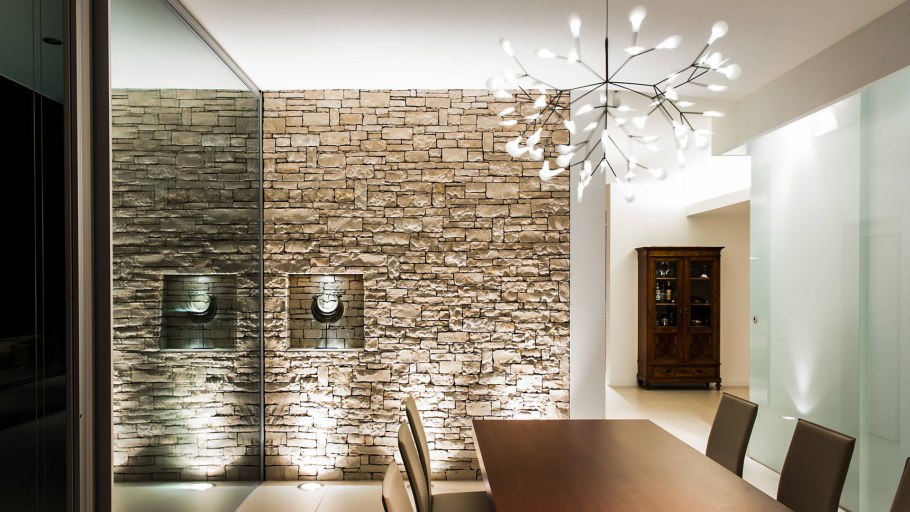 Обои моющиеся для кухни под камень