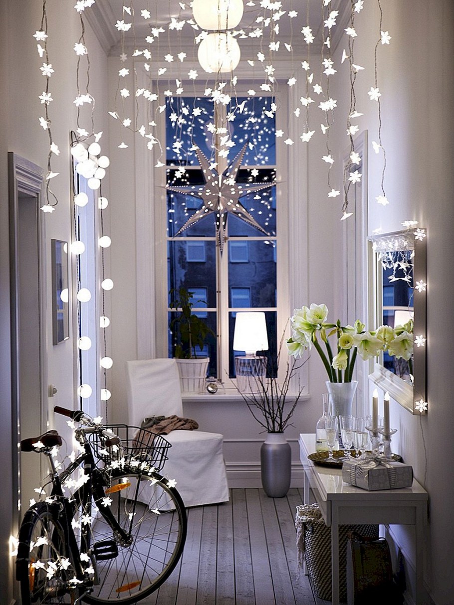 Новогоднее украшение интерьера