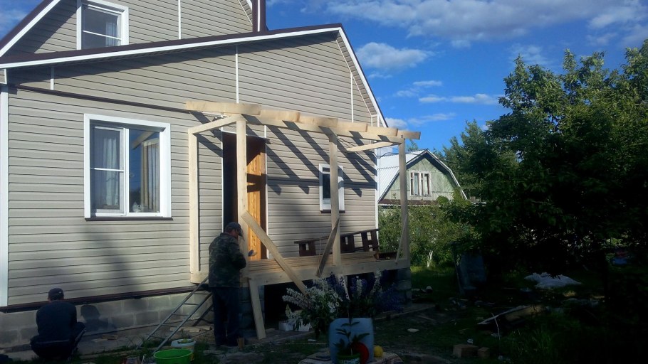 Крыльцо в каркасном доме