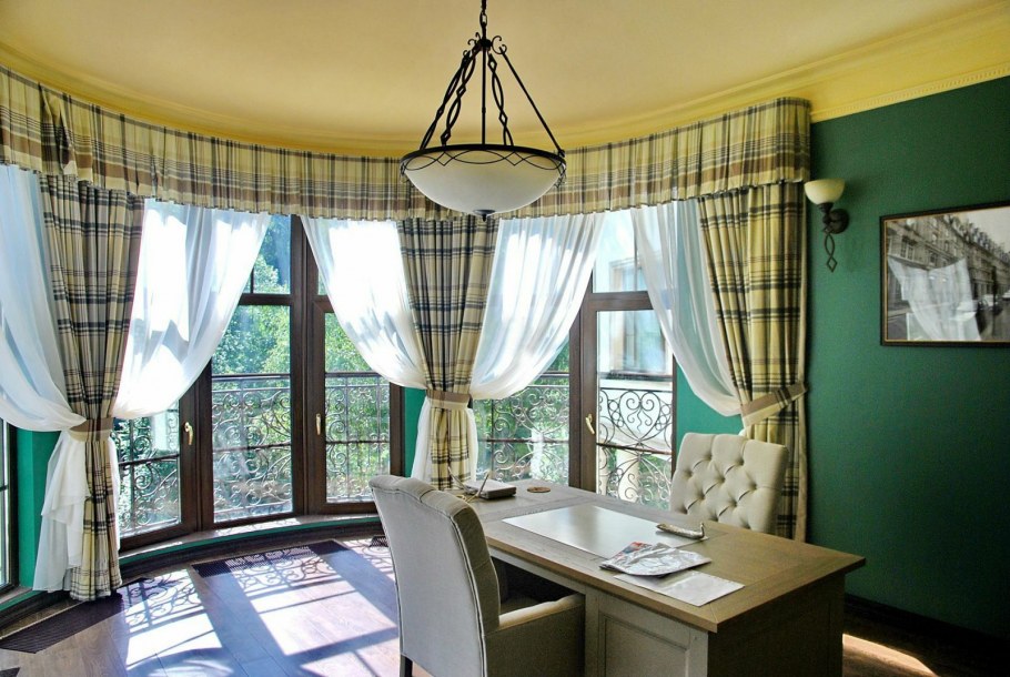 Шторы на эркерные окна в стиле Прованс