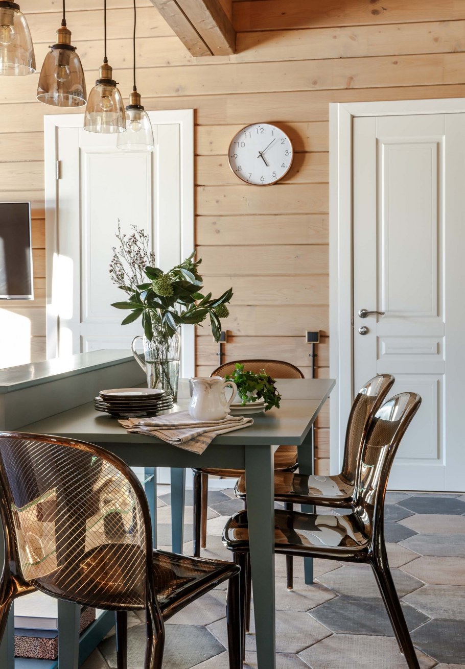 Интерьер маленьких домов из бруса