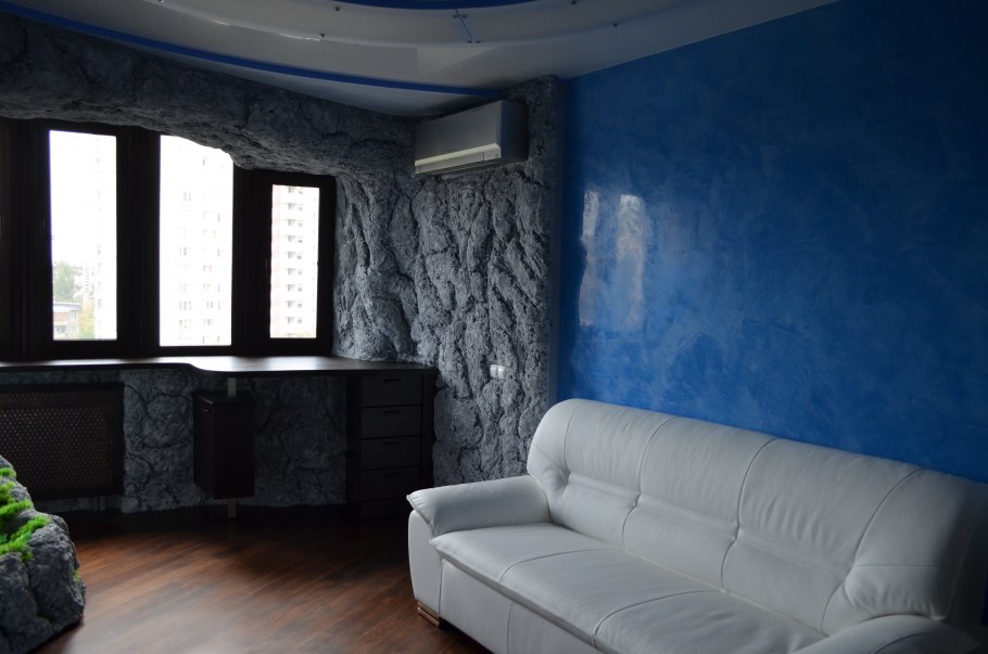 Декоративная штукатурка в прихожей