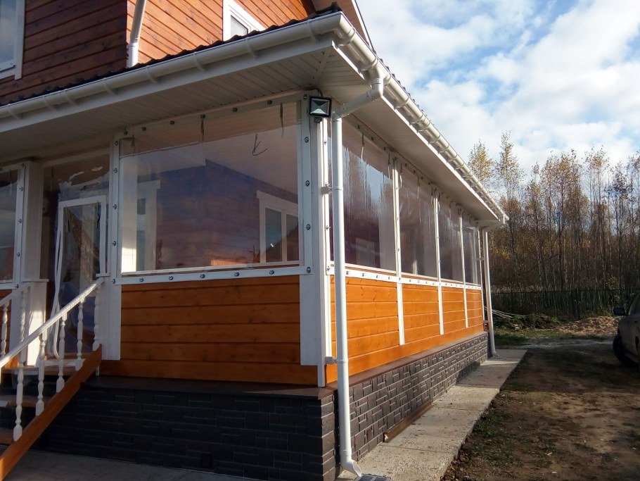 Открытые террасы пристроенные к дому