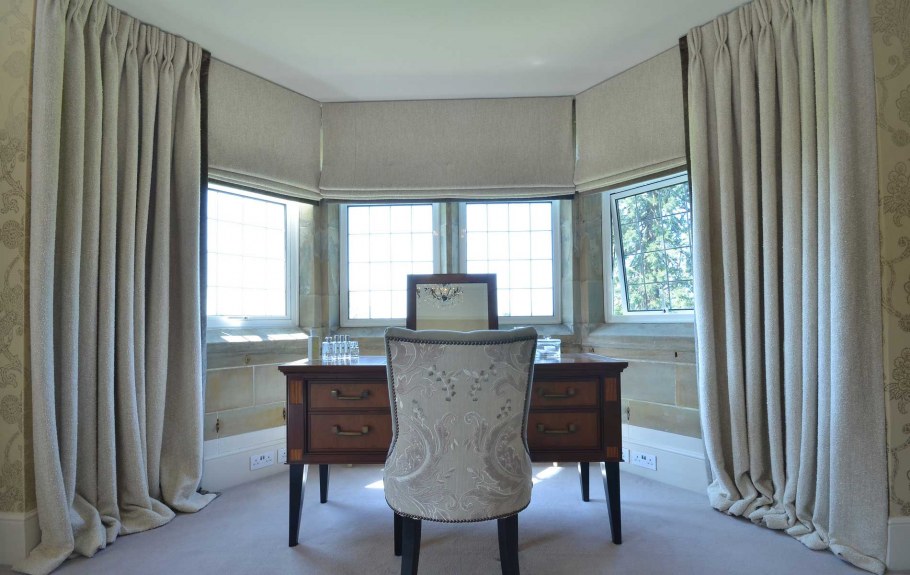 Римские шторы на эркерные окна