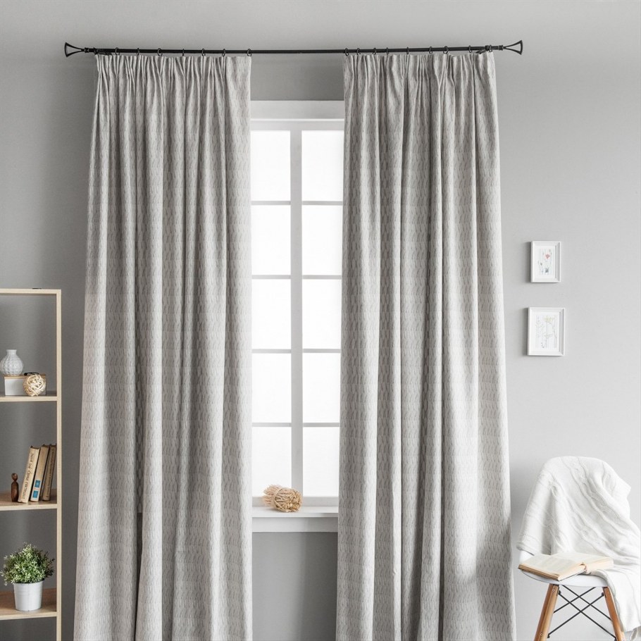 Серые шторы