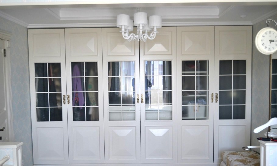 Шкаф распашной