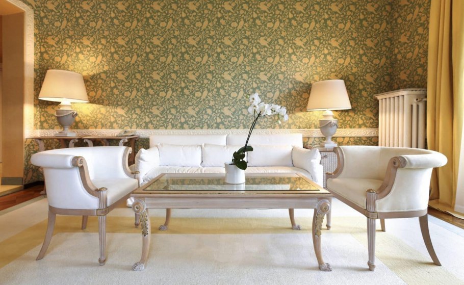 Гостиная в коричневых тонах