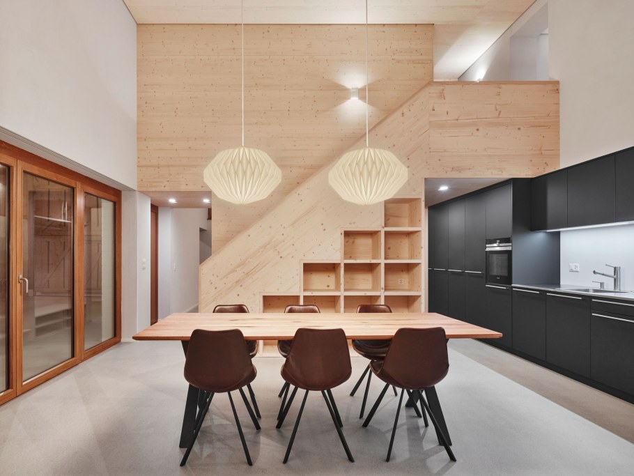 Строительству кухни двухэтаж