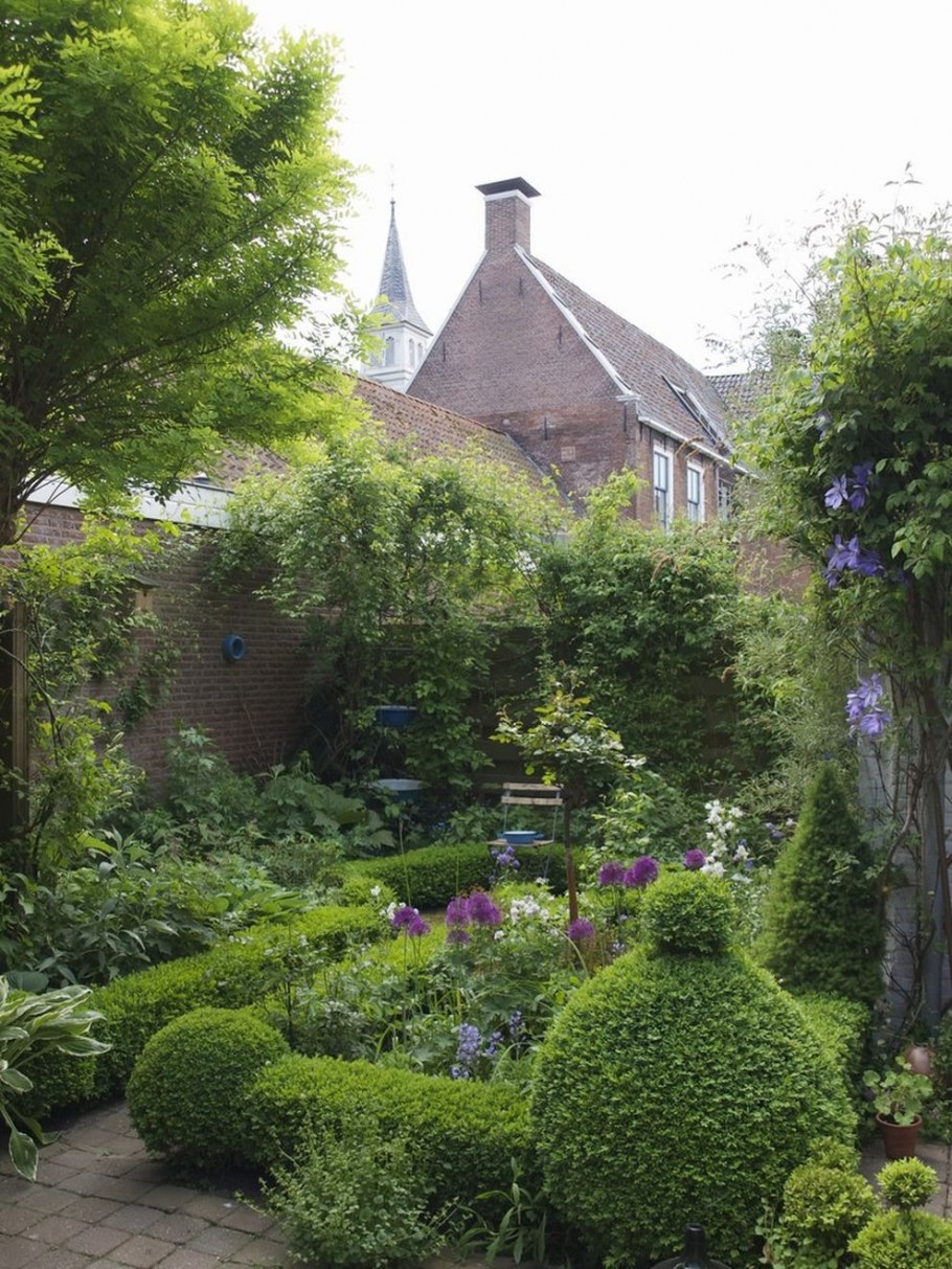 Небольшой внутренний дворик