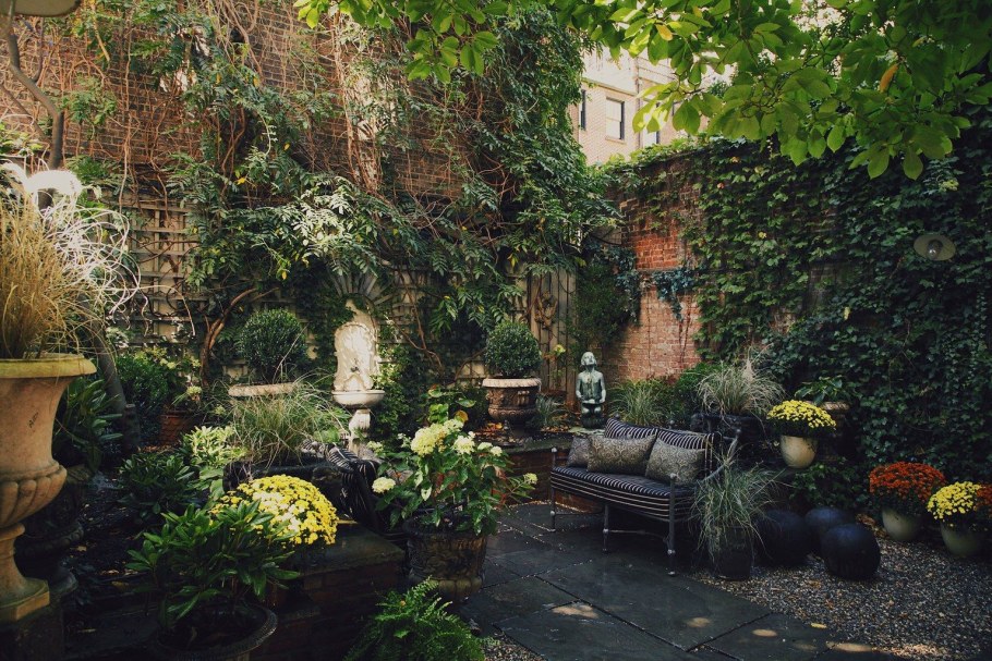 Сад в английском пейзажном стиле