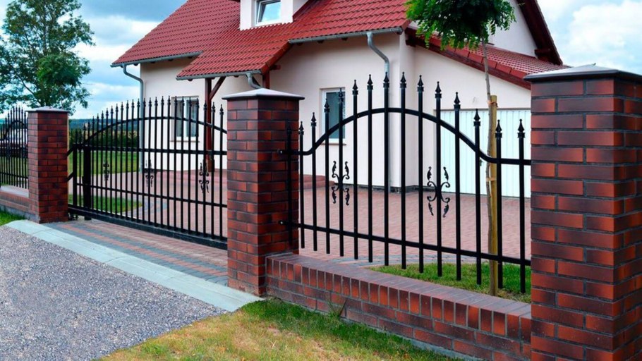 Забор из металла