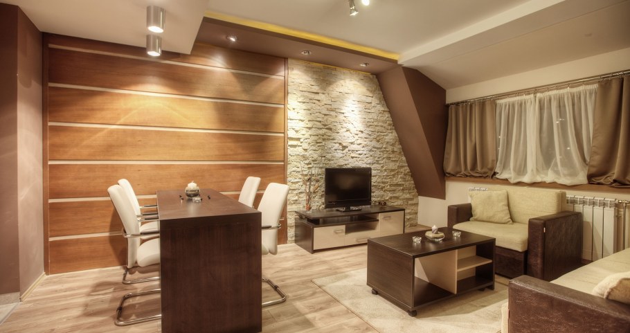 Потолок в гостиной МДФ панели