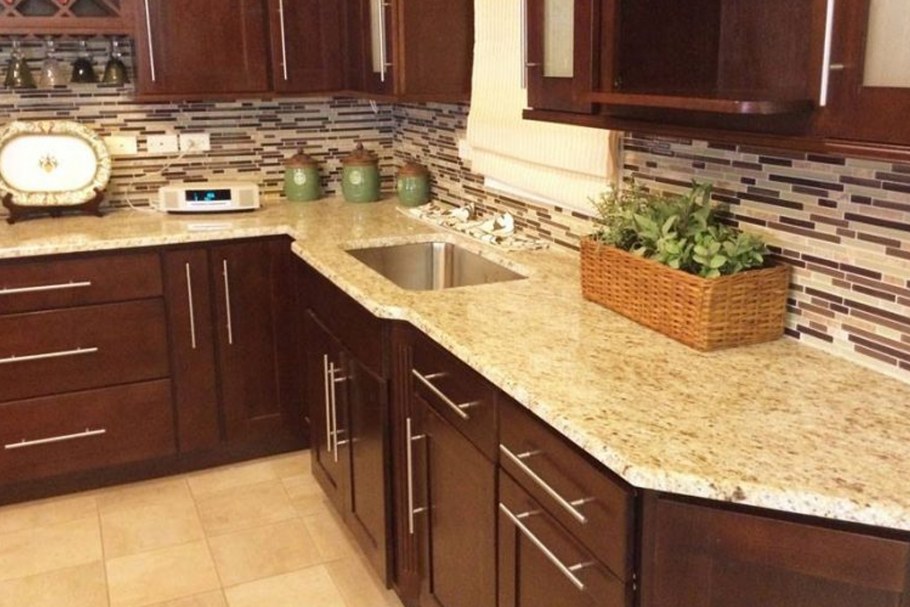 Гранитная плитка на кухню