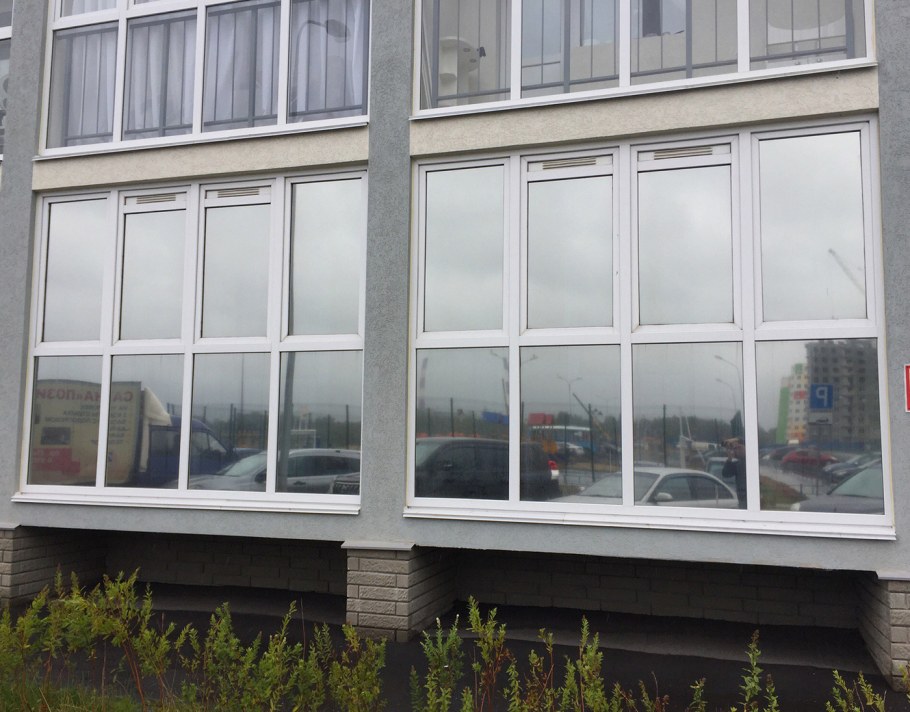 Окна с зеркальной тонировкой Silver 15