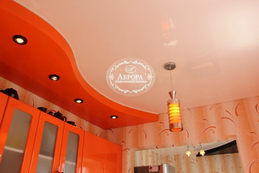 Коралловая спальня