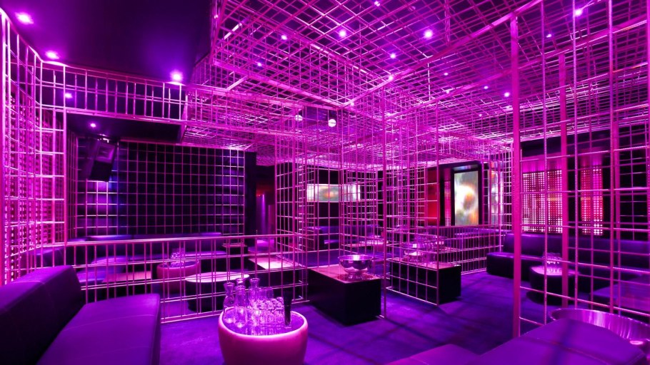 Неоновый бар Interior Design