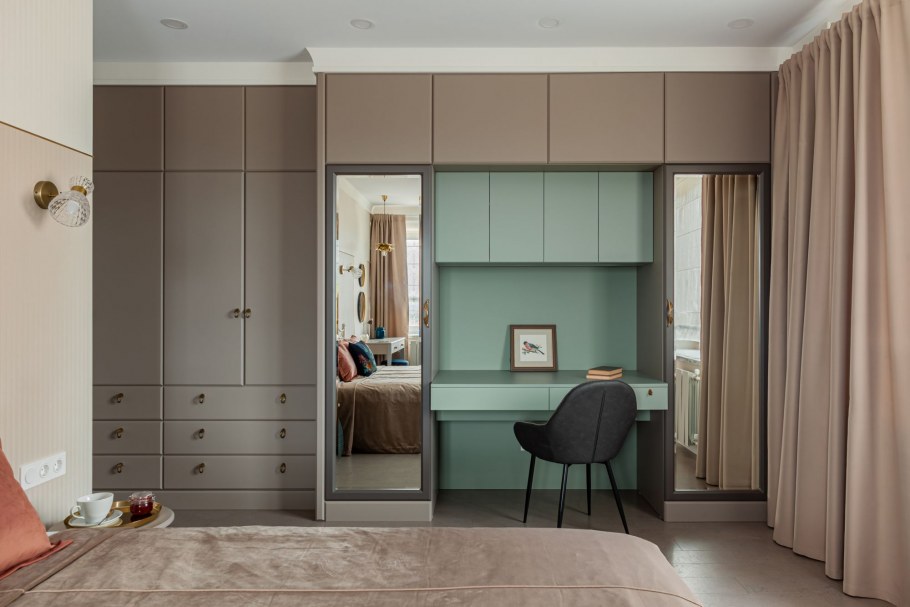 Панель АГТ зеркальная