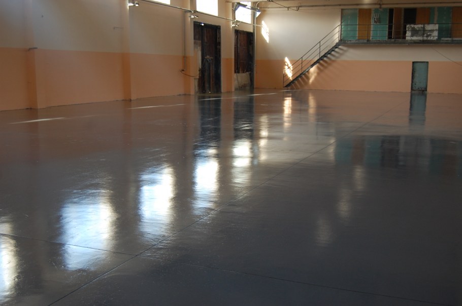 Лак ТОПХАРД силер для бетонных полов