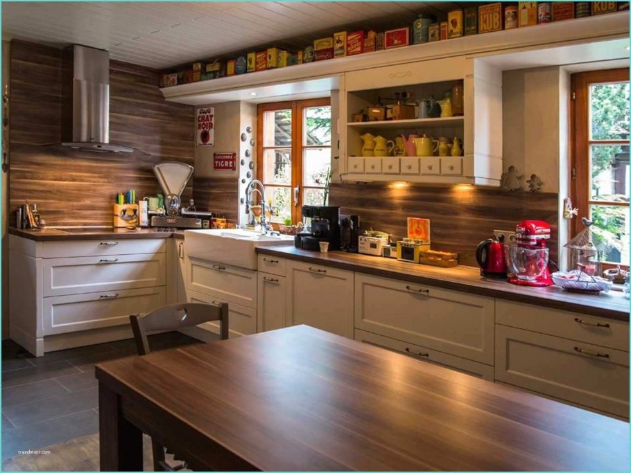 Кухня в деревенском стиле