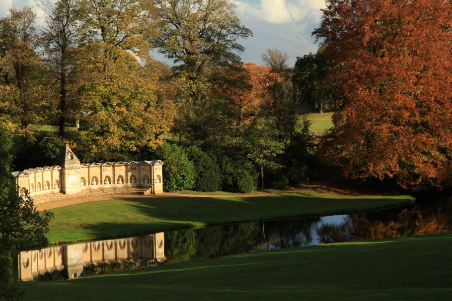 Парк Елисейские поля Англия