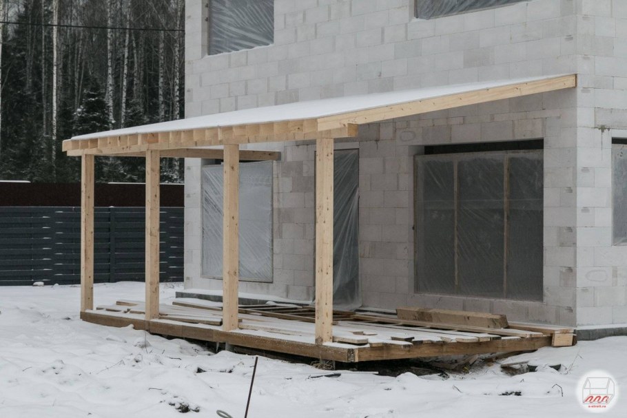 Остекление дачного балкона