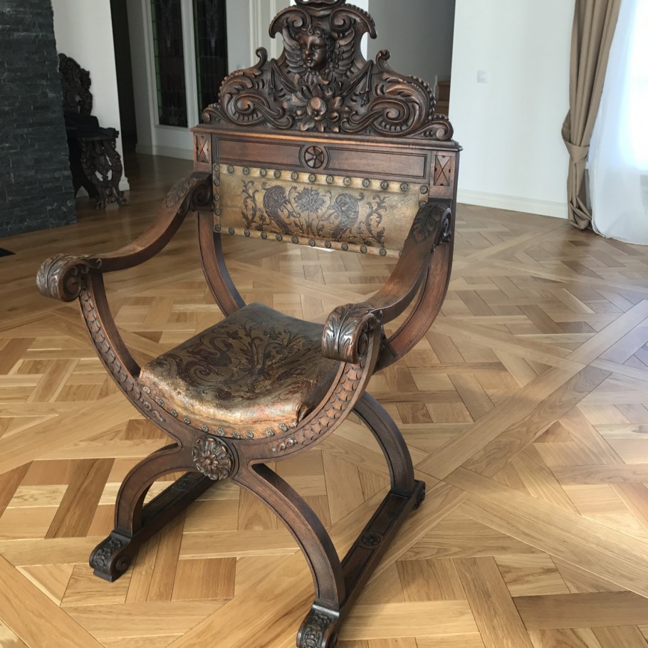 Курульное кресло Ренессанс