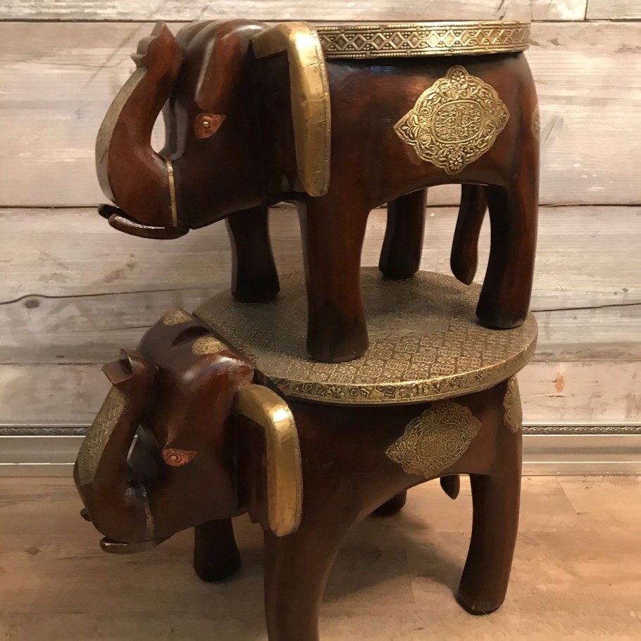 Табурет "слон" 101957