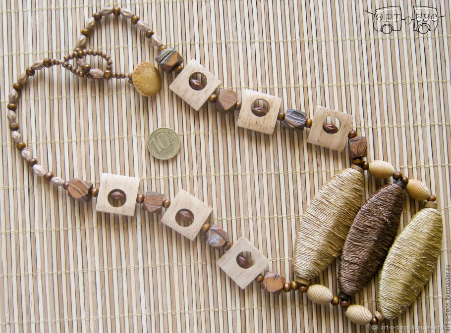 Бижутерия из дерева