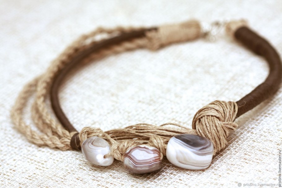 Льняные бусы
