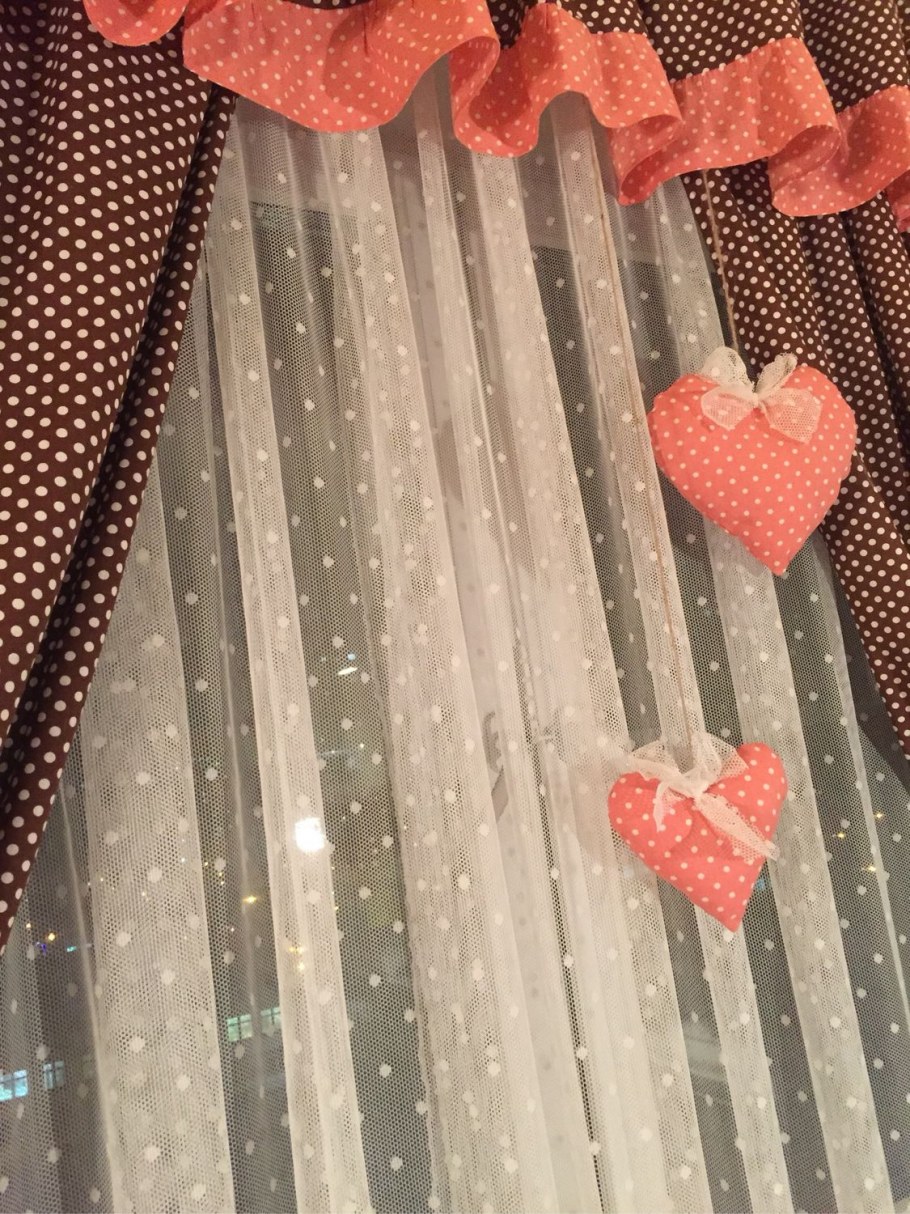 Шторы в горошек