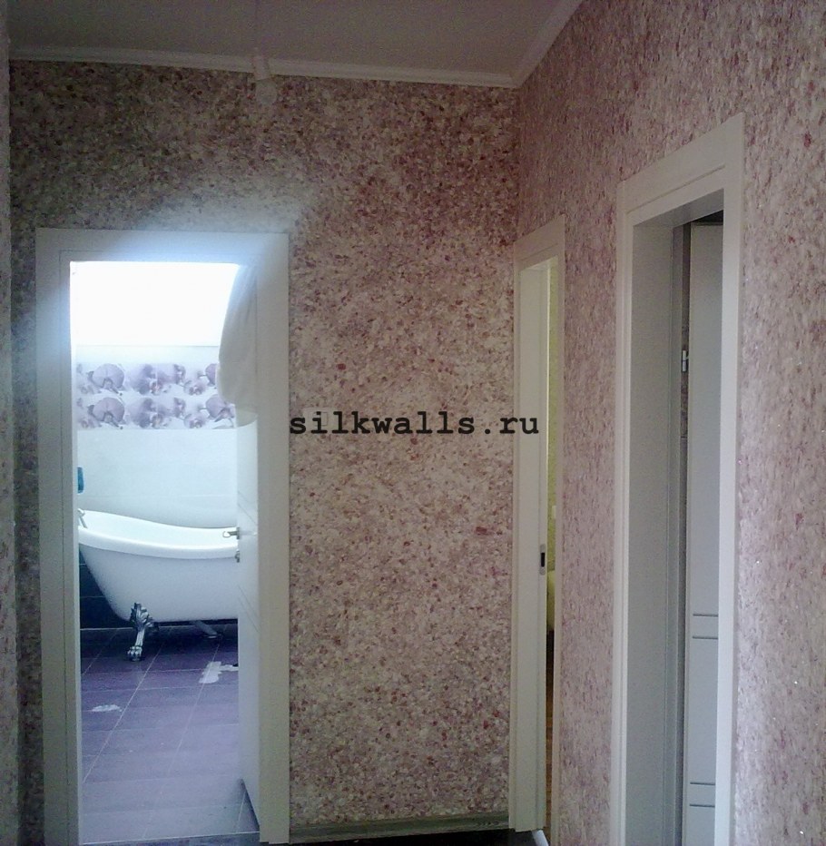 Шелковая штукатурка в коридоре