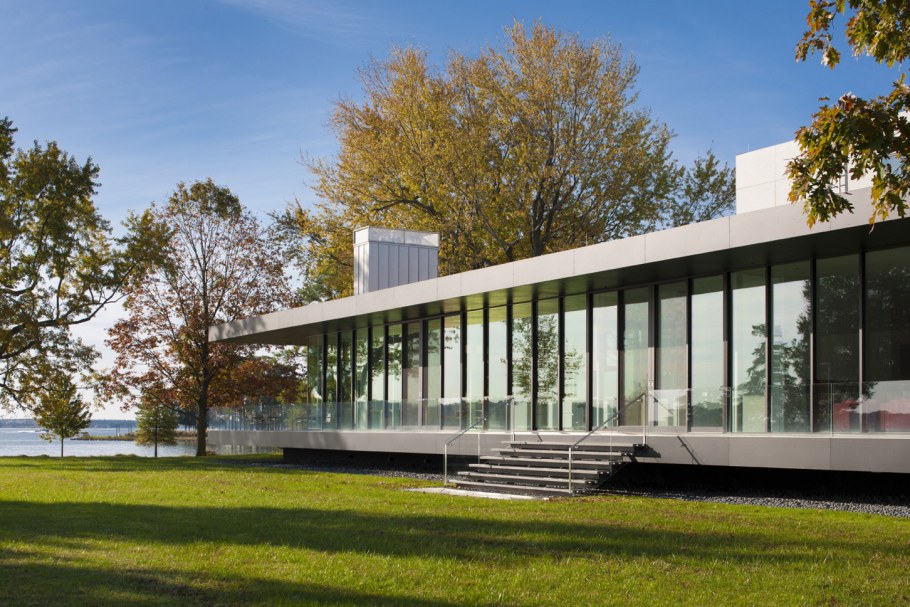 Ривер Хаус панорамные окна