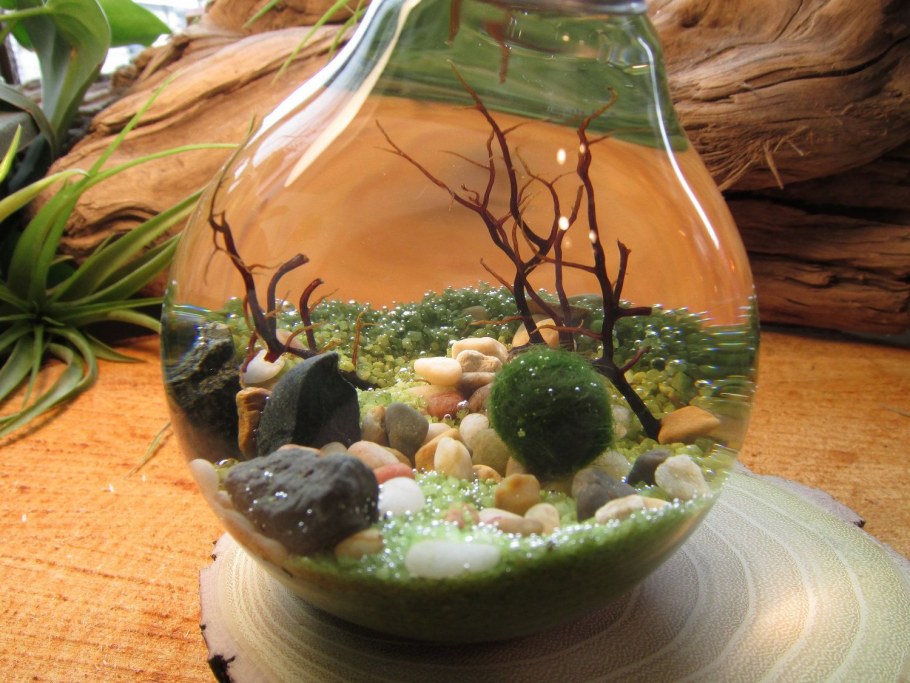 Декоративный фонтан аквариум