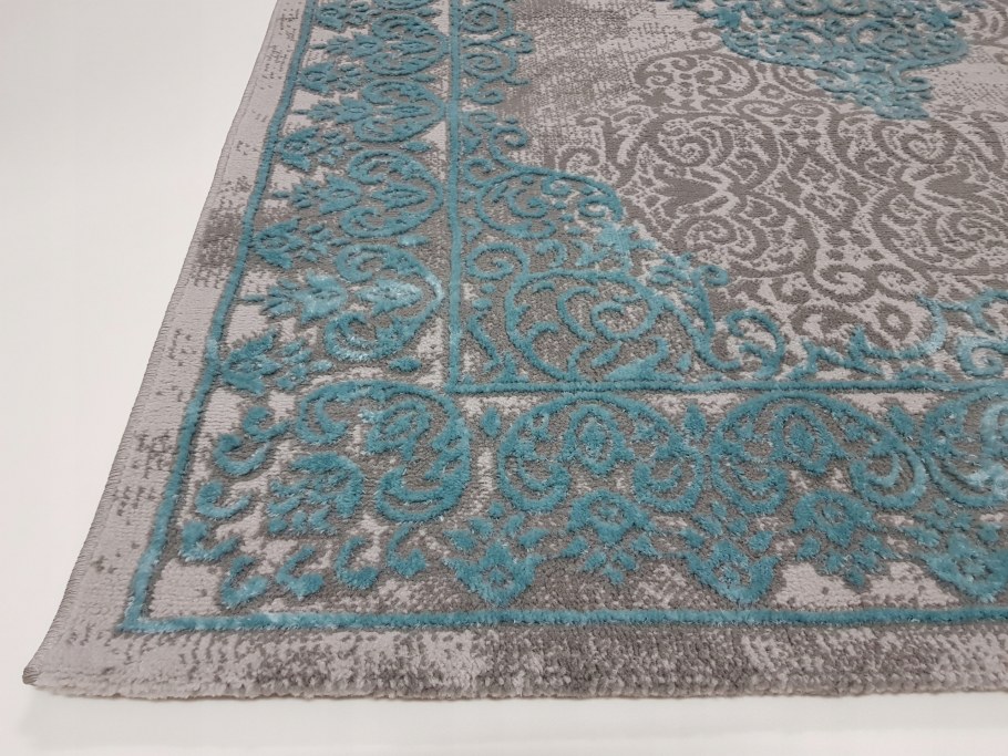 Ковер в серо бирюзовых тонах