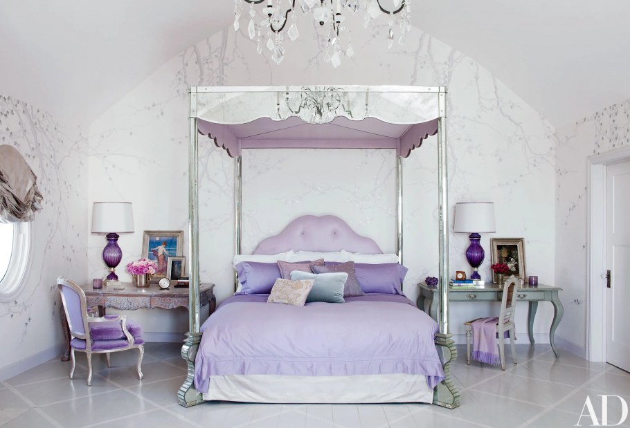 Предметы интерьера в фиолетовом цвете