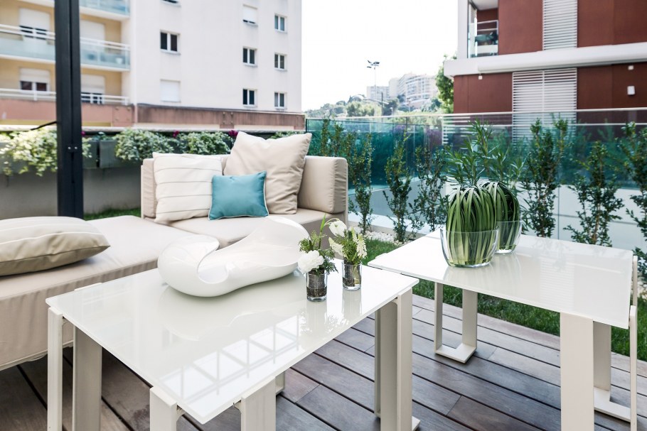 Шезлонг на балкон