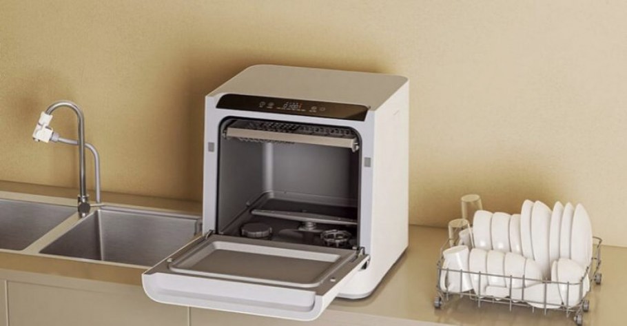 Компактная посудомоечная машина Midea MCFD 42900 or Mini