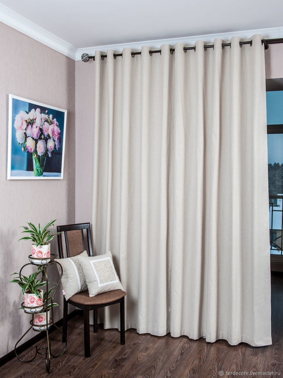 Шторы на люверсах в гостиную
