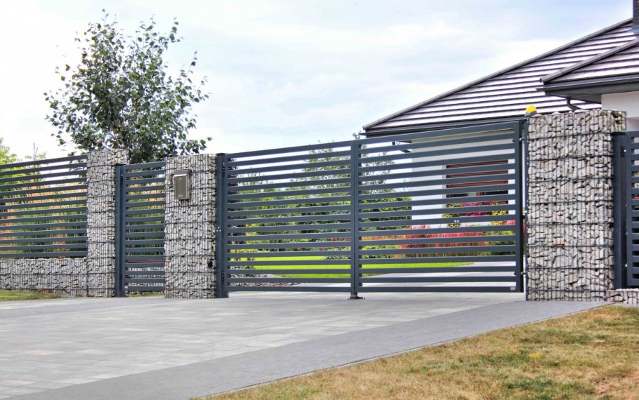 Современный забор для загородного дома Минимализм