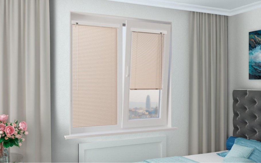 Горизонтальные жалюзи на створку