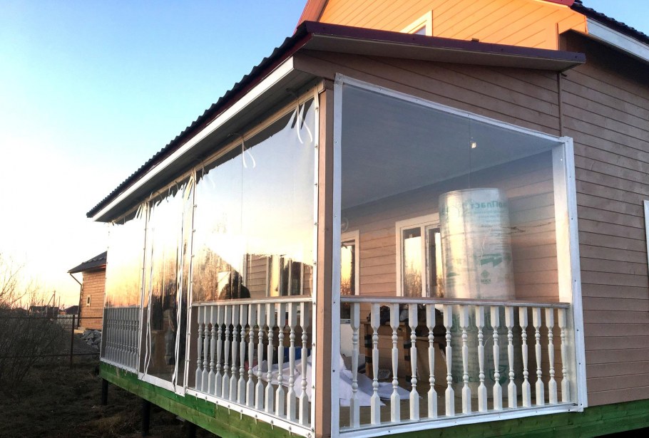 Двухскатная крыша с террасой