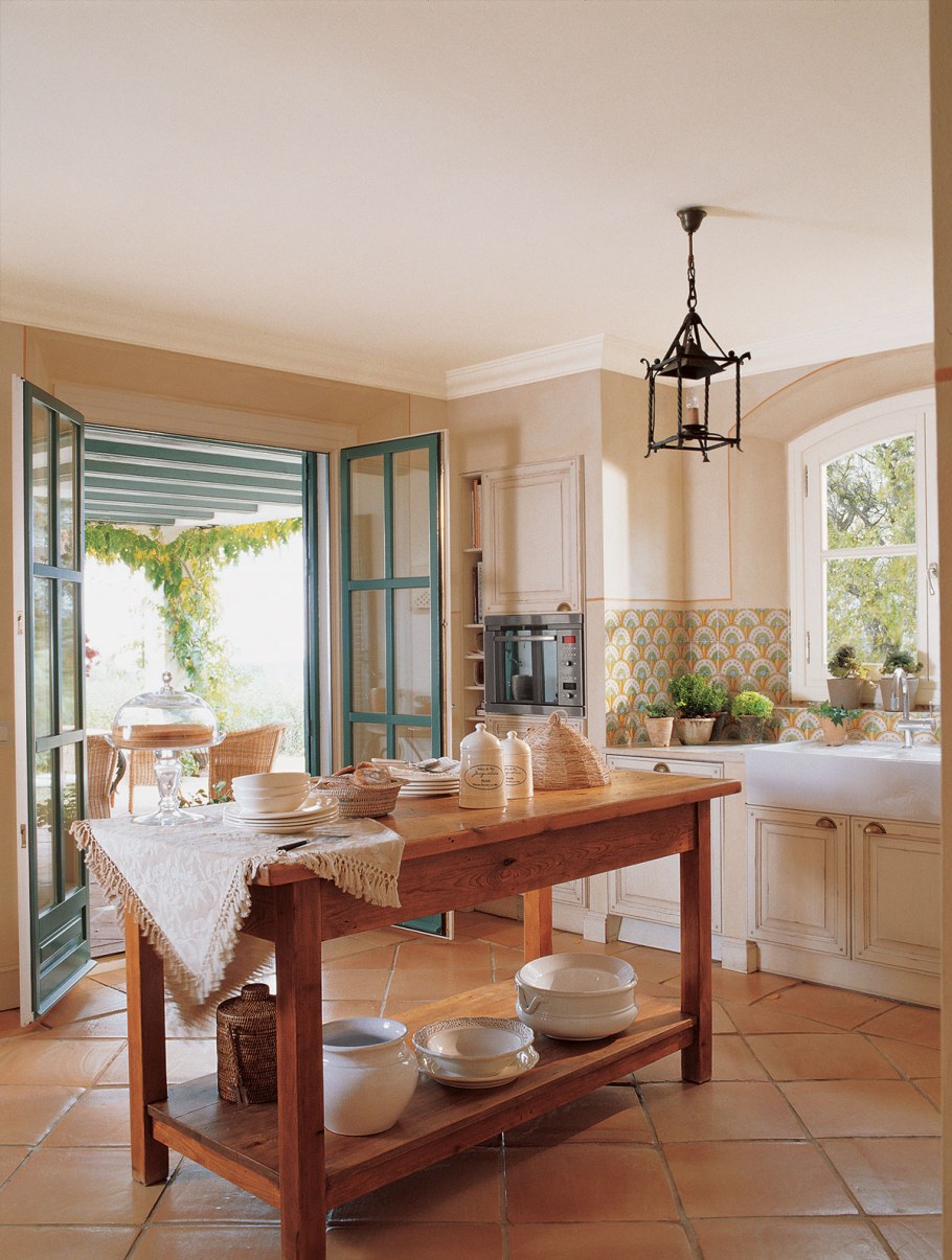 Кабинет с камином