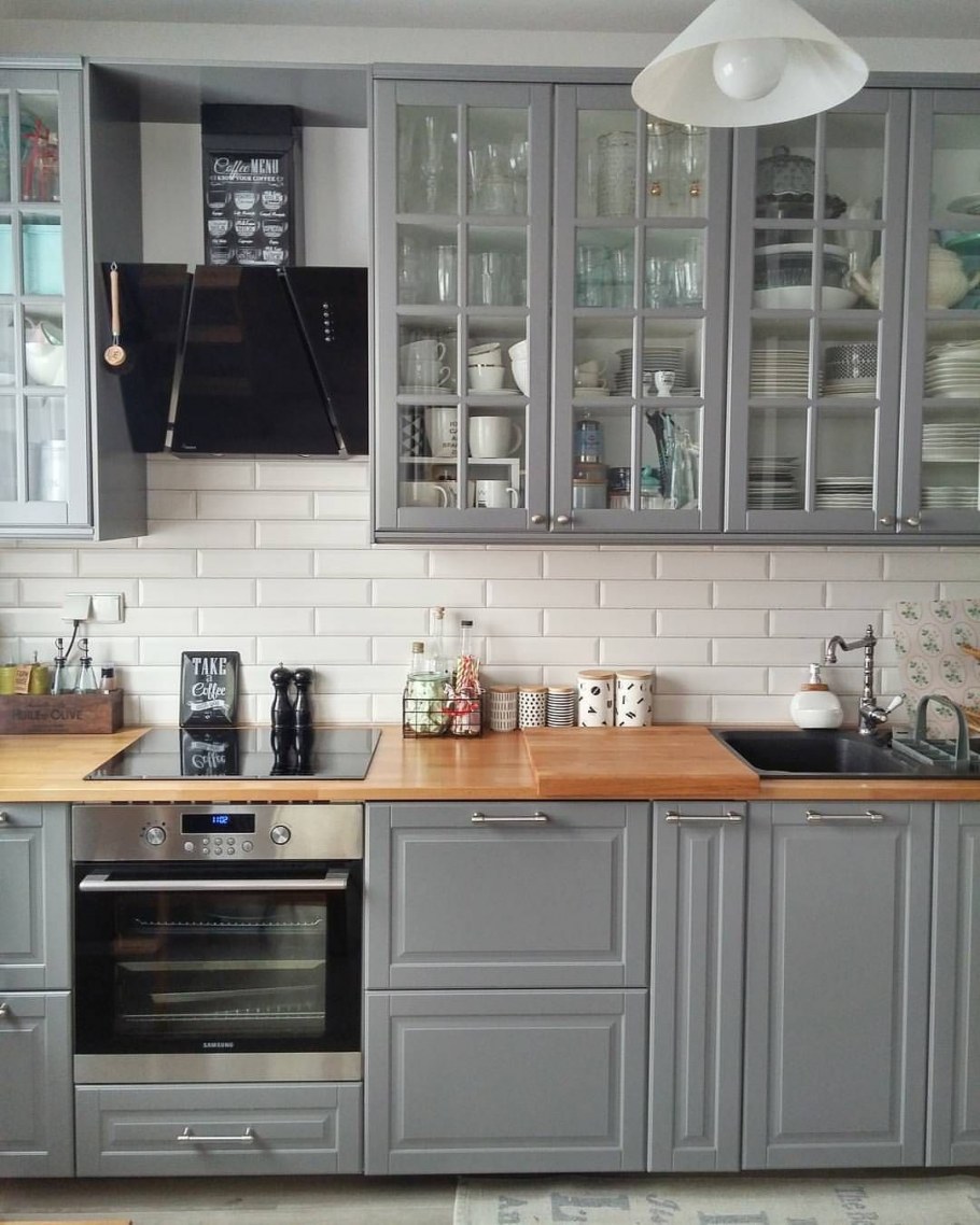 Кухня икеа белая угловая