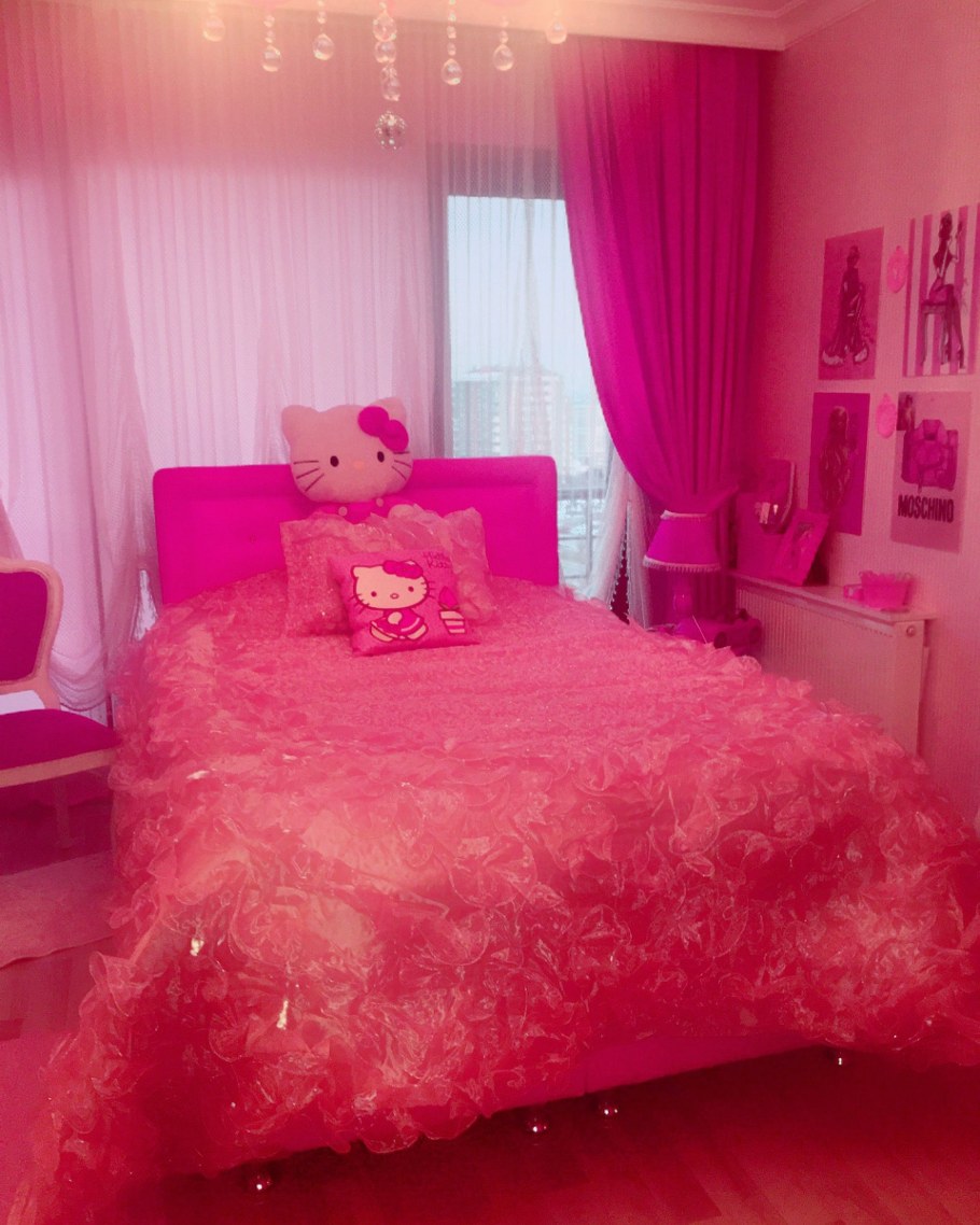 Розовая комната для девочки
