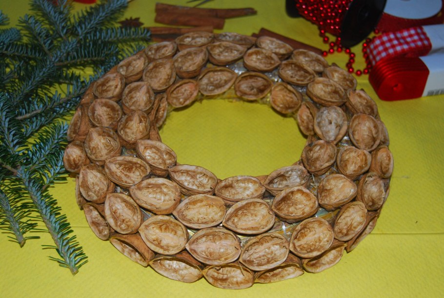 Поделки из грецких орехов