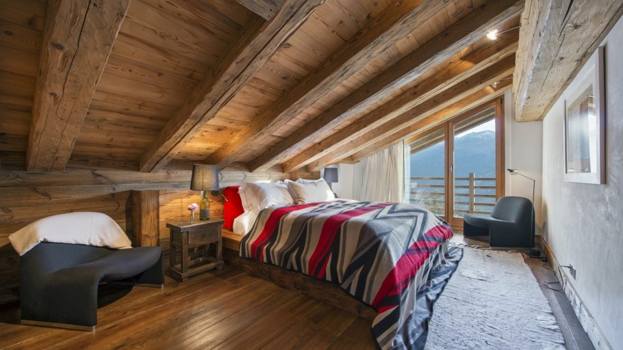 Мансарда в стиле Шале