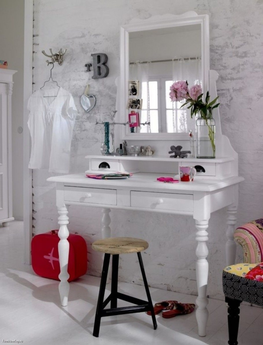 Стол туалетный DASEN Baroque d02-sh