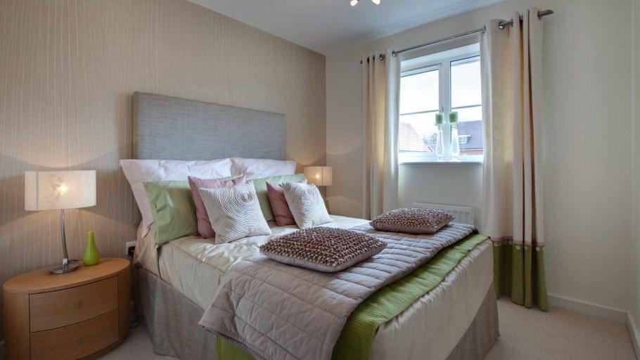 Спальня в бежевом цвете