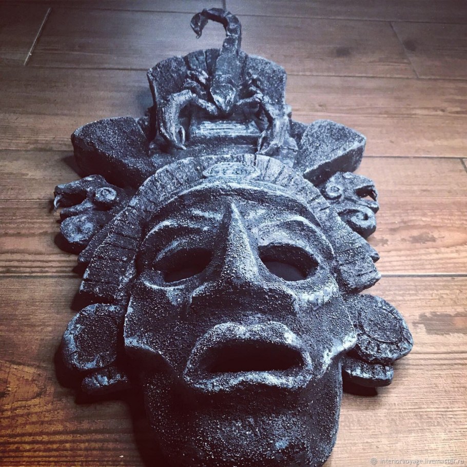 Avon/ Африканская маска.брошь