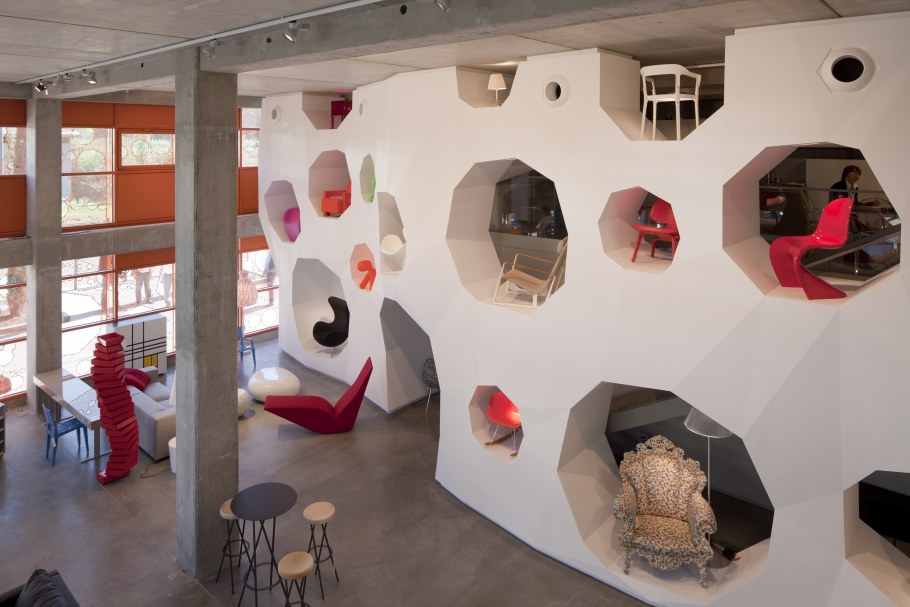 Оранжевый куб в Лионе